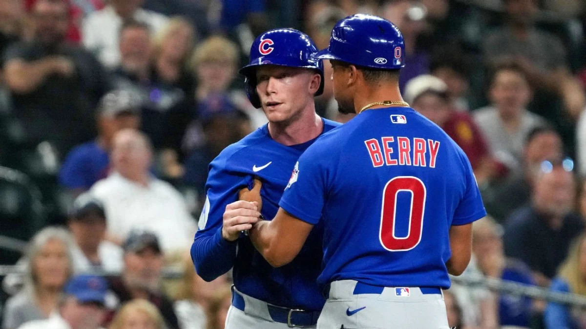 Cubs, Crow-Armstrong upset over missed balk call in loss