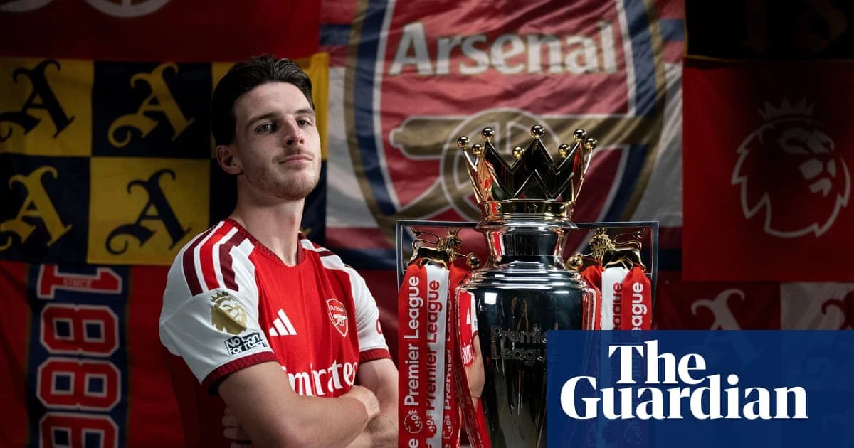 Arsenal eye Premier League title as rivals face transition
