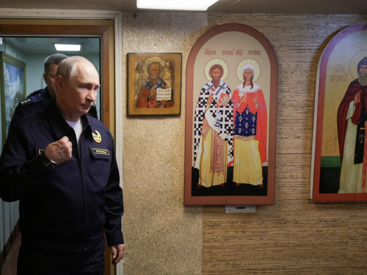 Putin warns of retaliatory seizures of European ships