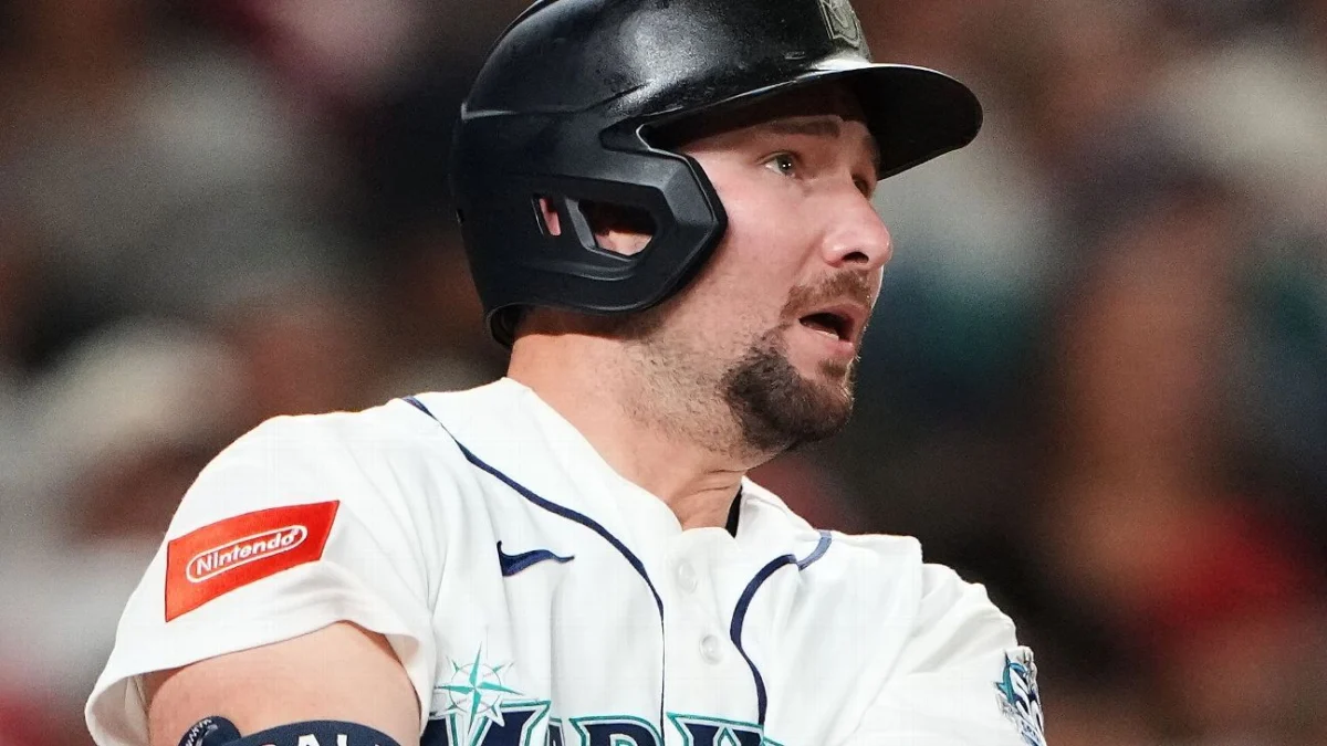 Cal Raleigh Hits Career-High 3 HRs as Mariners Top Phillies