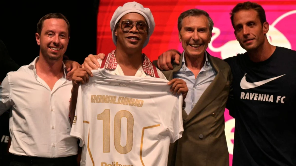 Ronaldinho, 46, arrives in Italy to restart career