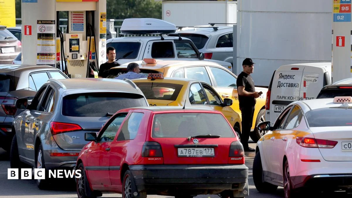 Russia faces fuel shortages amid Flag Day preparations