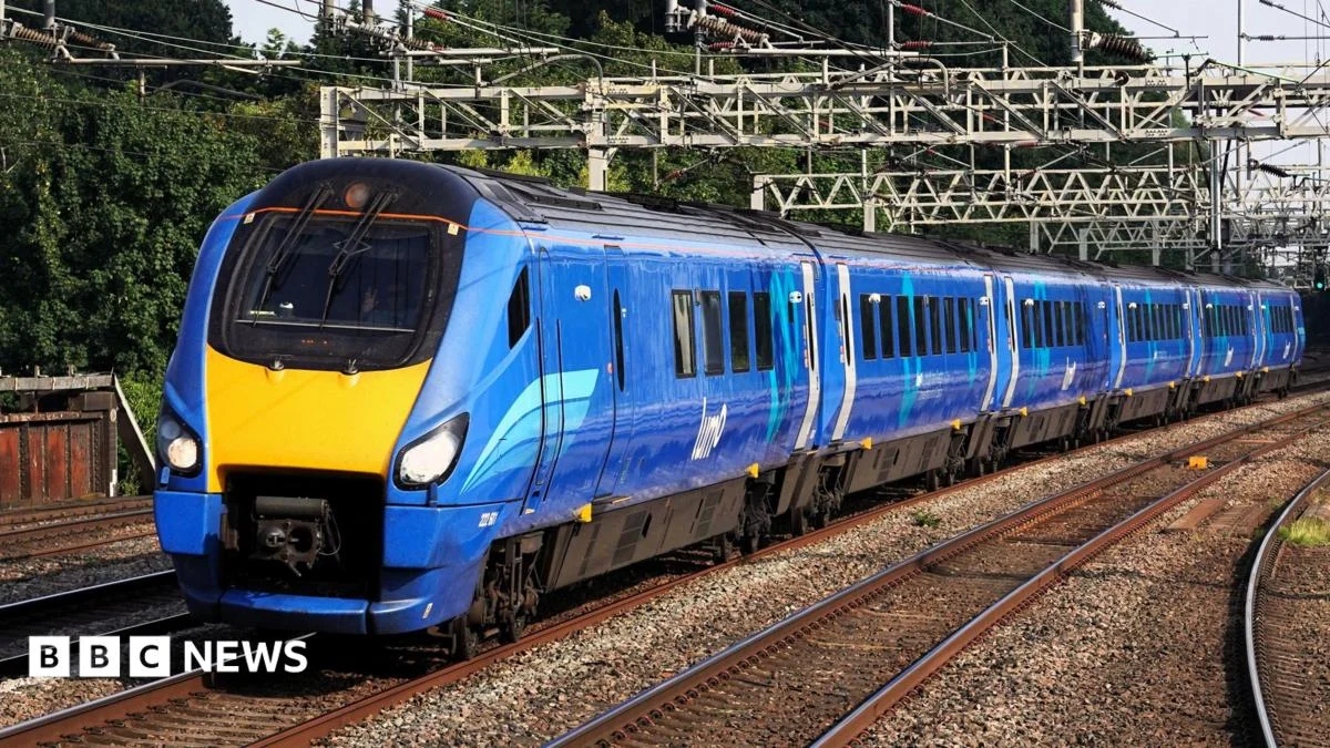 Train toilets missing on six-hour London-Stirling service