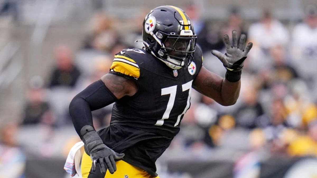 Cowboys acquire Steelers OT Broderick Jones in draft pick trade