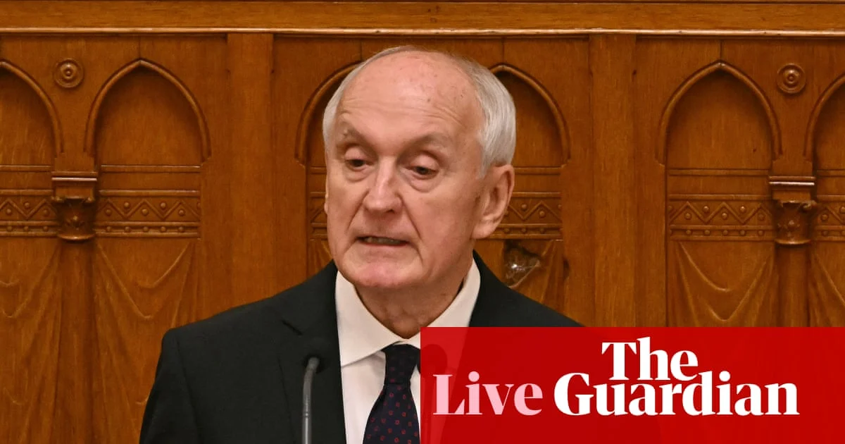 Spanish foreign minister says all migrants will be returned to Morocco