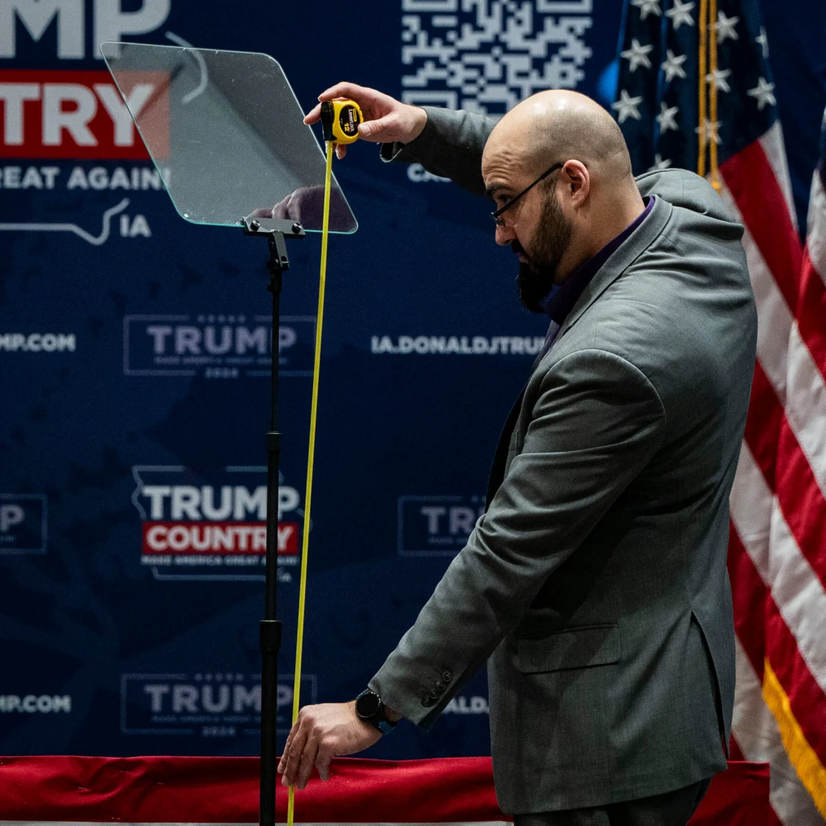 Teleprompter Operator Fined for Betting on Trump Speeches