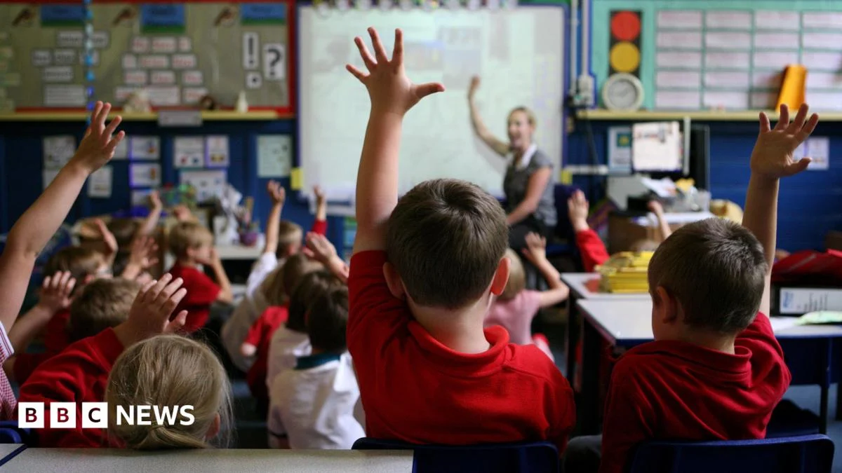 UK government provides £310,000 for back-to-school costs