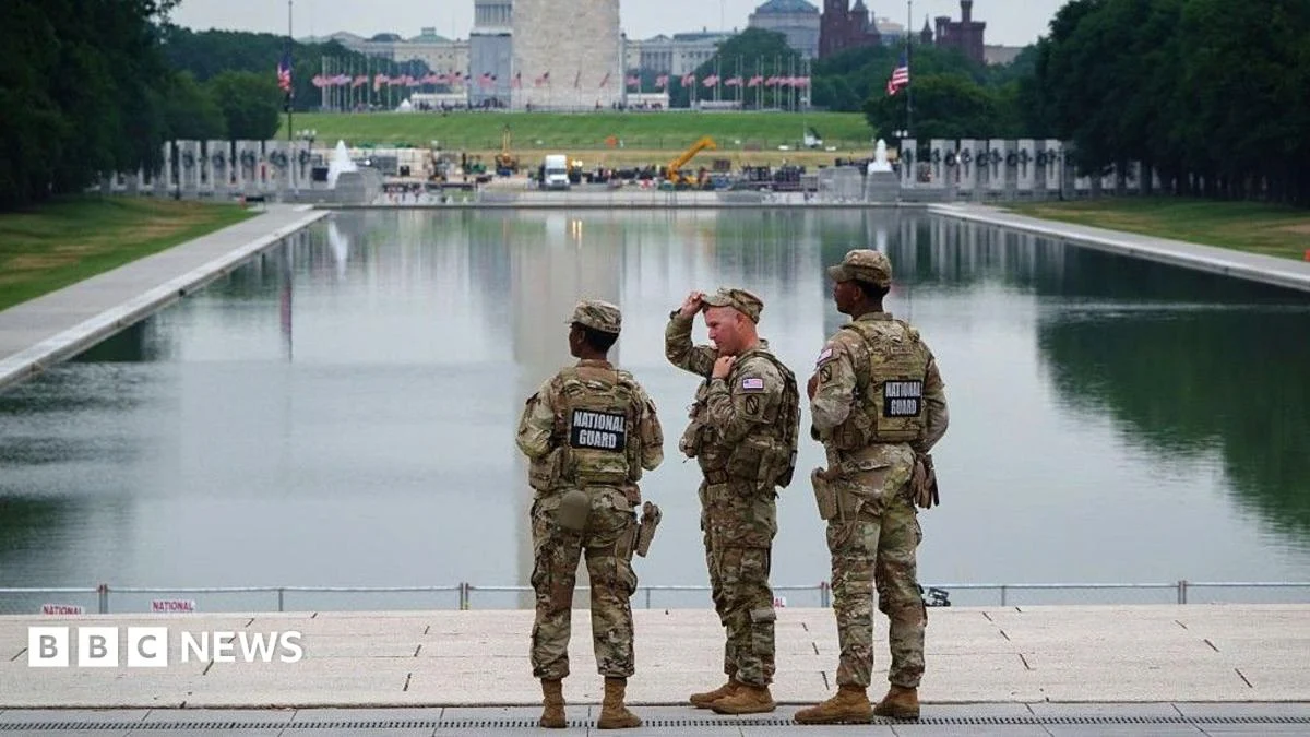 Trump Administration Drops Reflecting Pool Vandalism Charge