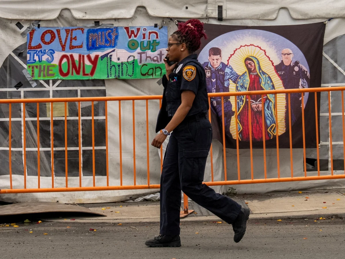 Trump administration plans to revoke visas of 200,000 asylum seekers