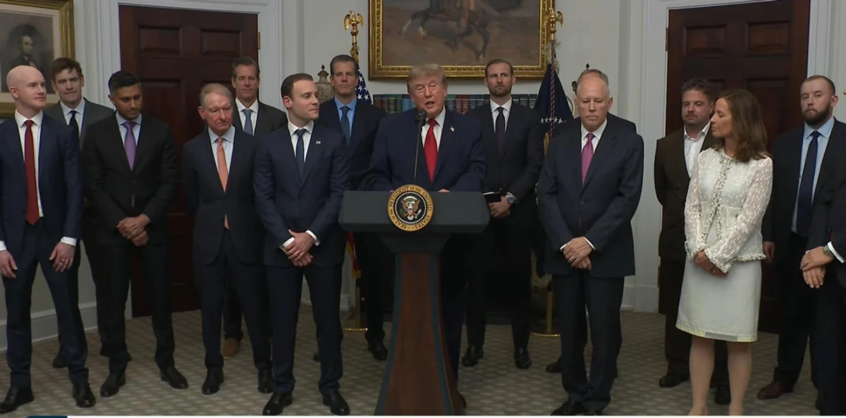 Trump Calls on Congress to Advance Clarity Act at Crypto Event