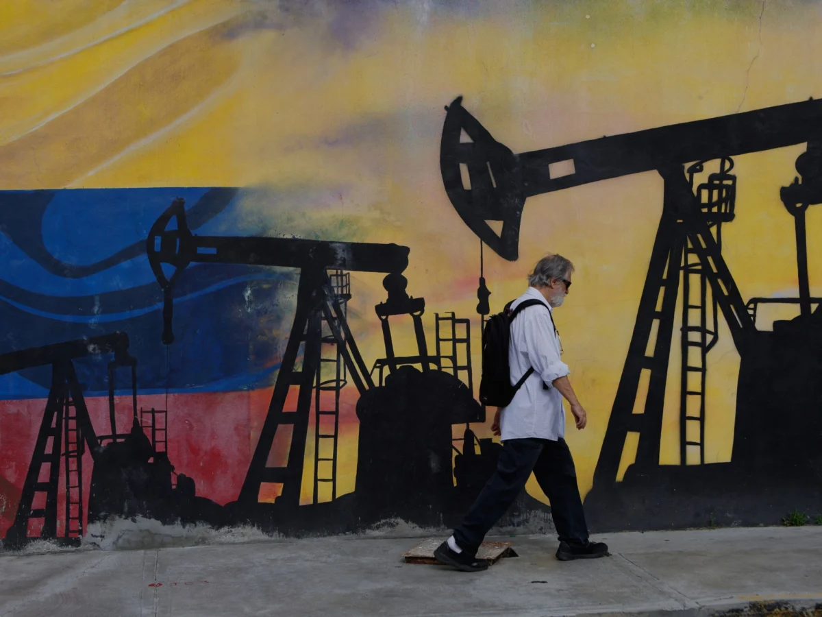 Trump says US will refill petroleum reserves with Venezuelan oil