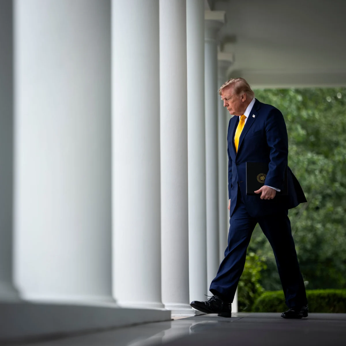 Trump Invokes Dormant Law for Canada Tariffs