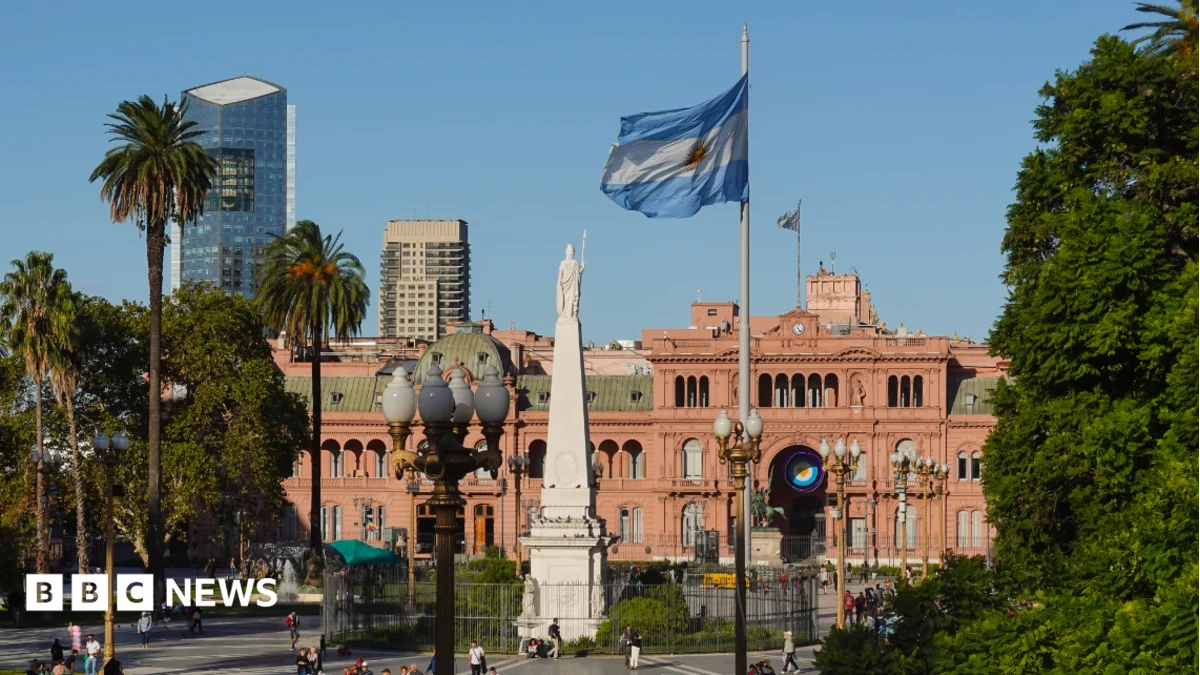 UK diplomats lose hardship bonus for Buenos Aires postings