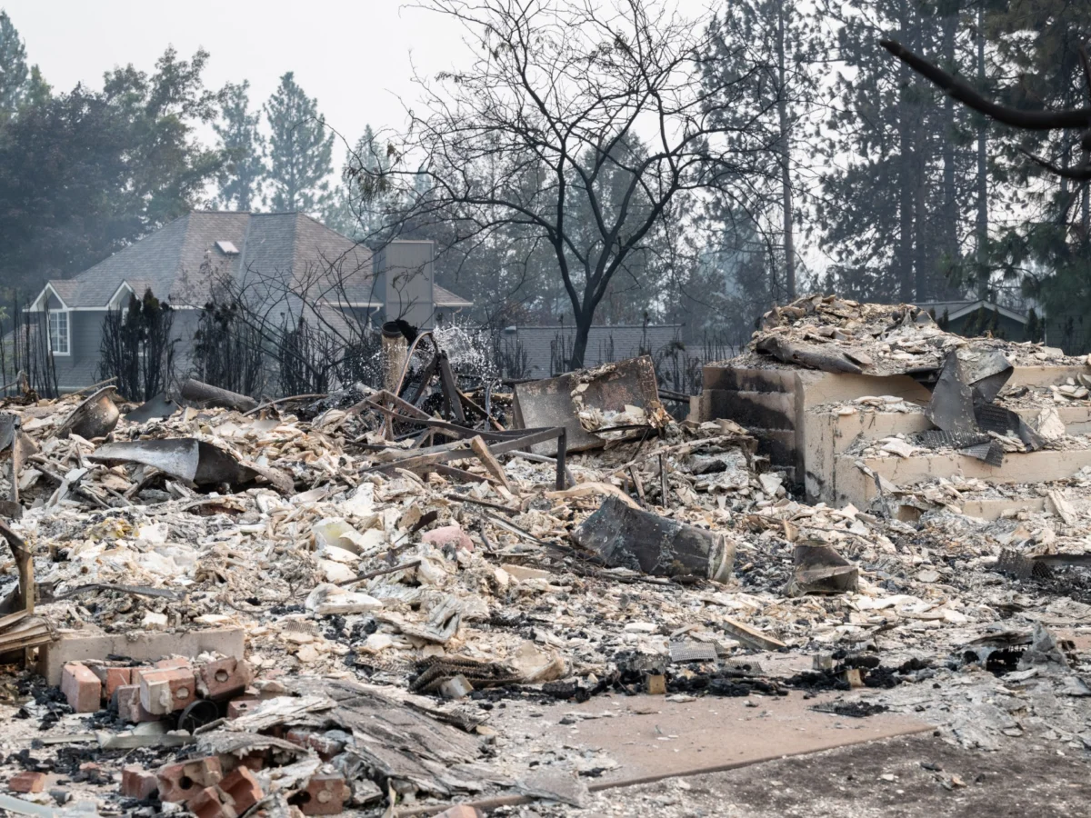 US arrests suspect in Spokane wildfire as thousands evacuate