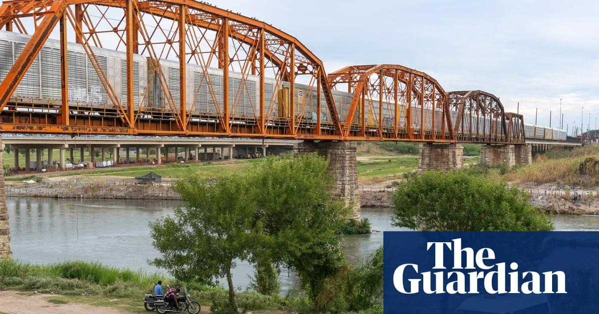 Texas police officer arrested for killings in Mexico