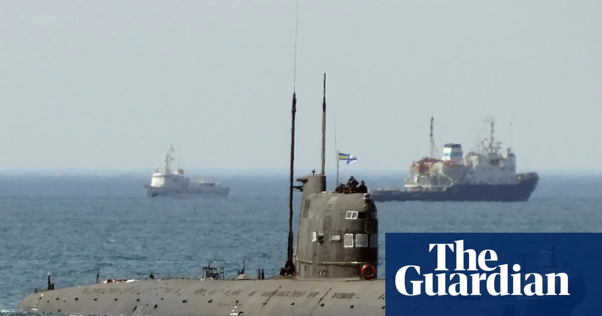 Crimea bomb kills Ukrainian sub commander who defected