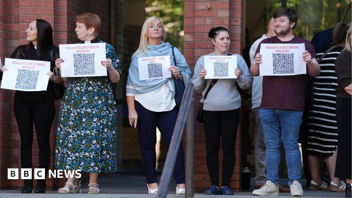Victims of disgraced funeral boss demand industry regulation
