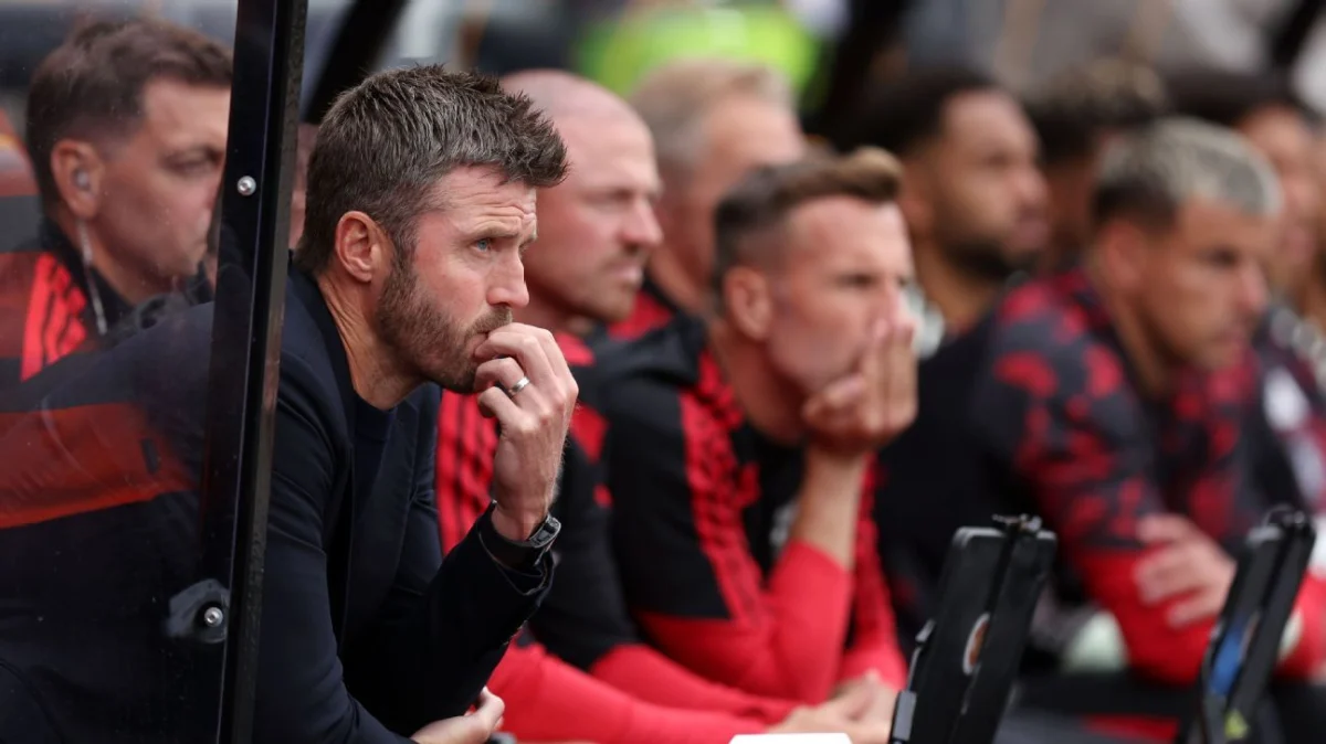 Pressure mounts on Man United as Bundesliga kicks off
