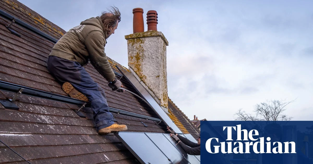 Solar bonds proposed to cut UK rooftop solar costs