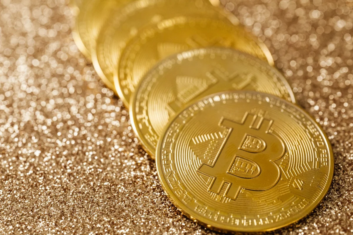 Bitcoin Surpasses $75,000 as Rally Continues