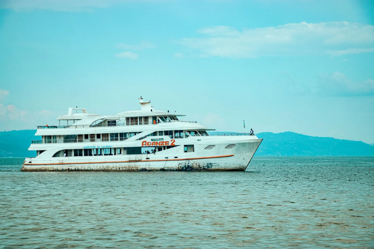 Congo Tests Boat Passengers After Suspected Ebola Case Near Kinshasa