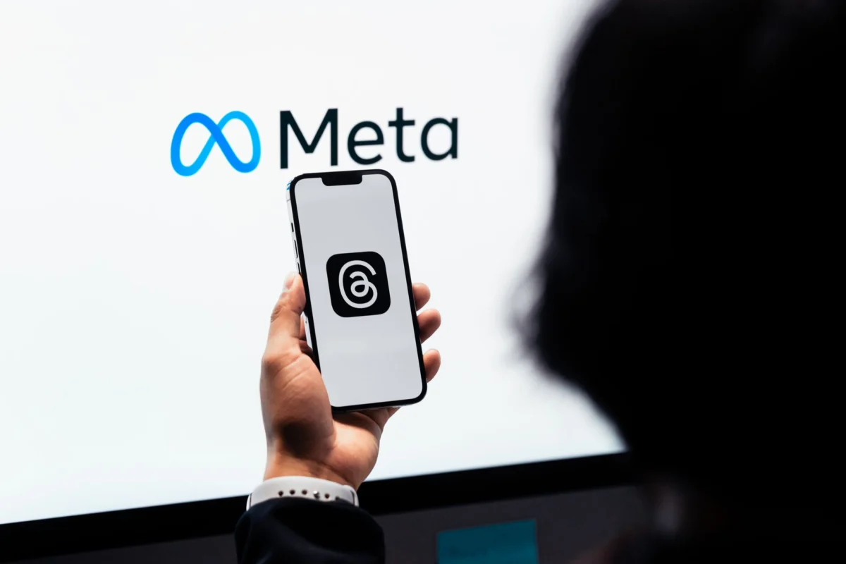 Meta launches new AI model promoting open-weight approach