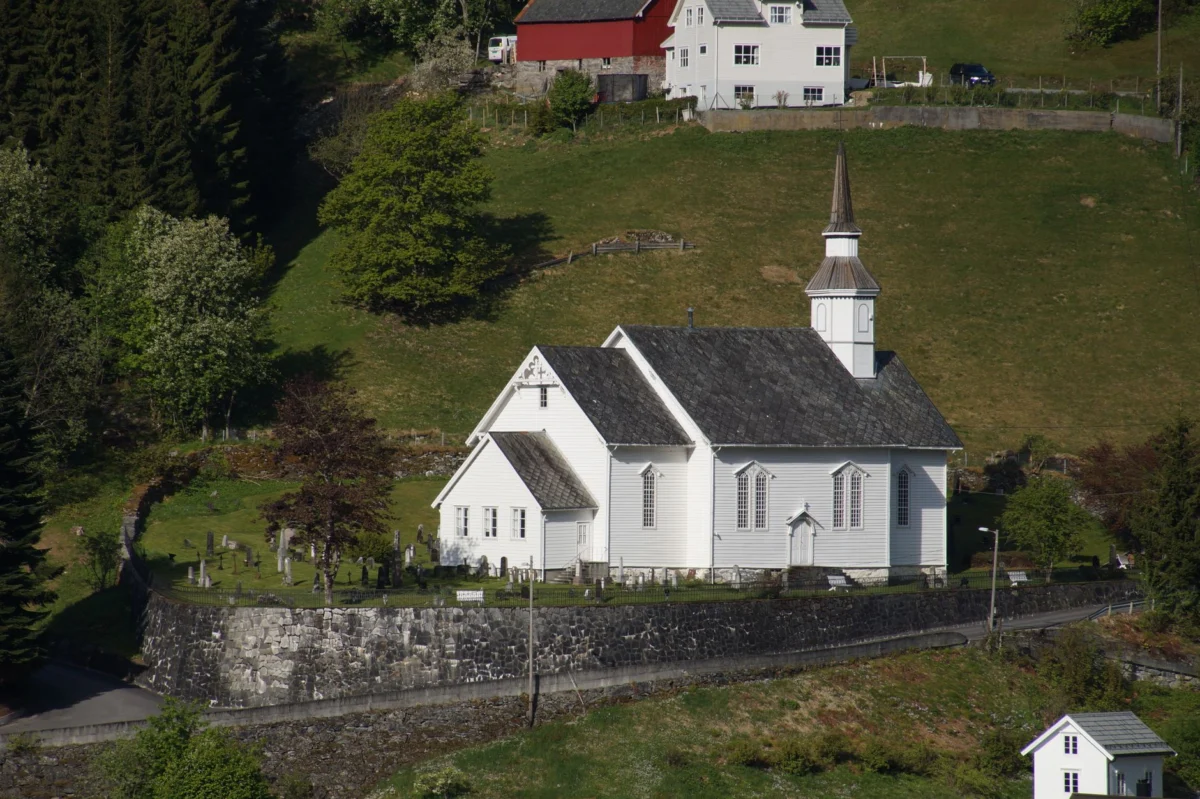 Norwegian Royals Attend Church Service for Late King Harald V