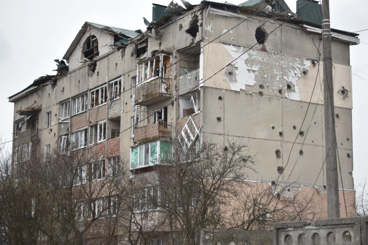 Russia attacks Kyiv as Ukraine election debate divides leaders