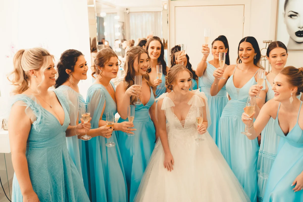 Taylor Swift wedding-dress fever impacts bridal brands