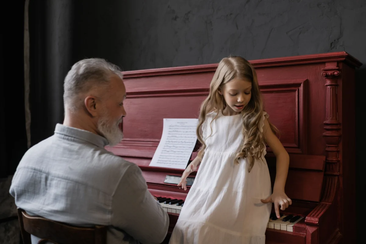 95-Year-Old Pianist Faces Retirement Debate