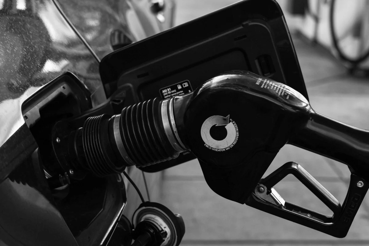Trump Suggests Using Venezuelan Oil for Strategic Reserve Refill