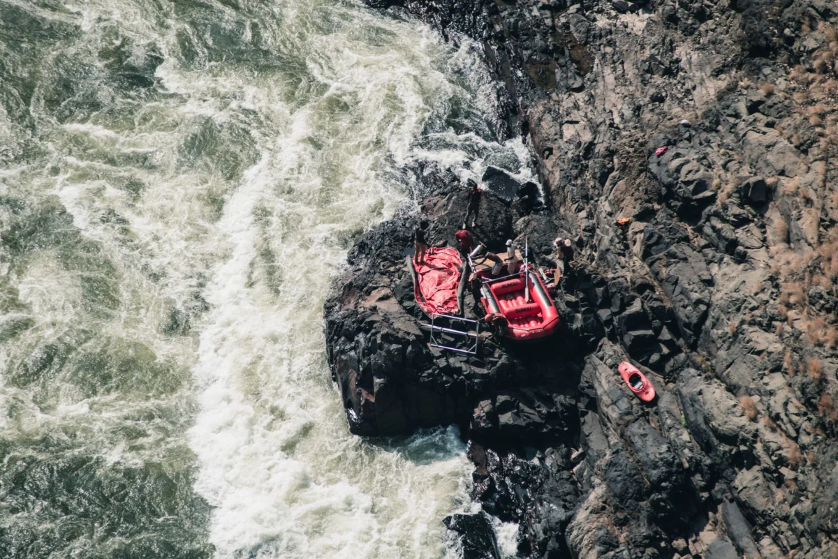 River tubing group rescued after 3 days stranded
