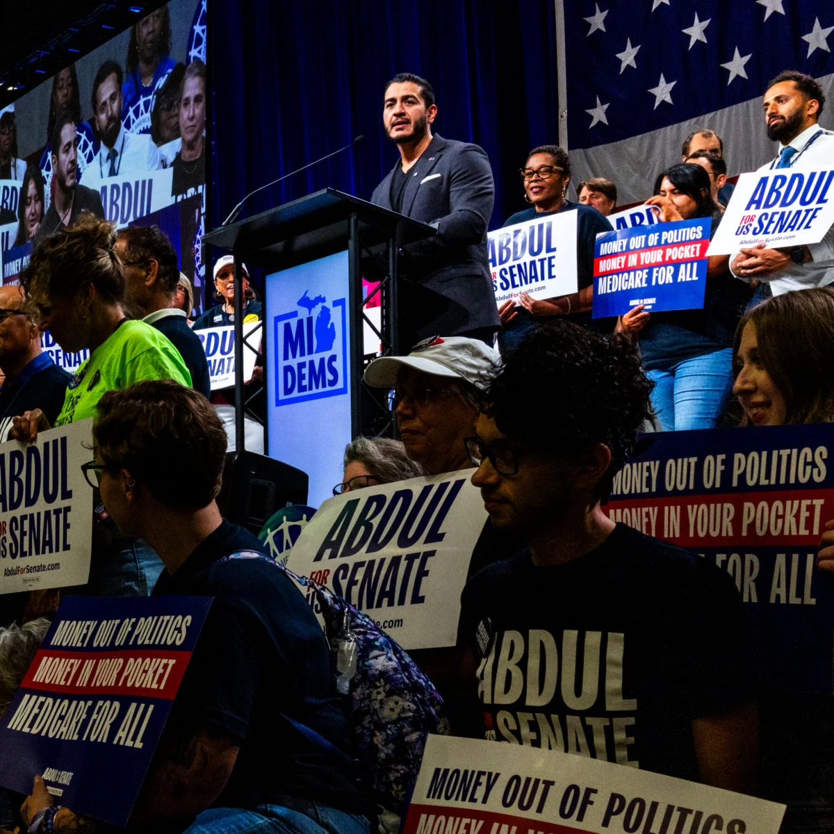 Democrats Gain Poll Momentum Before Midterm Elections