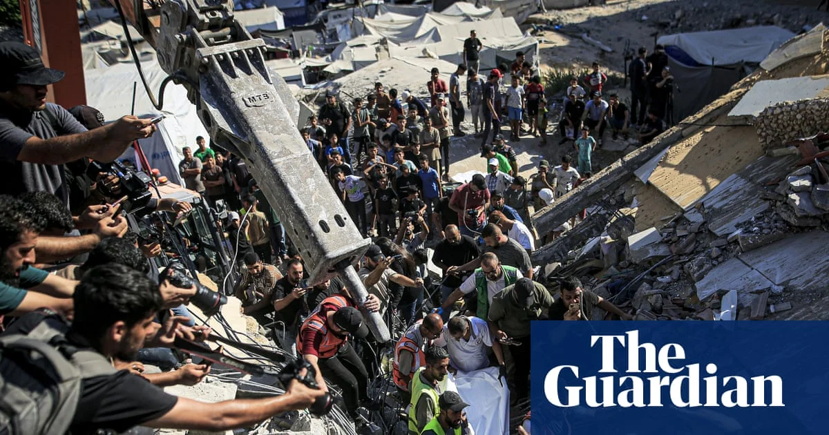 Gaza City building collapse kills at least 19 after strike, rescuers hunt survivors