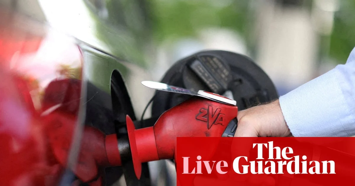 Australia Politics Live: Labor Defends Minister Over Qantas Membership Gift