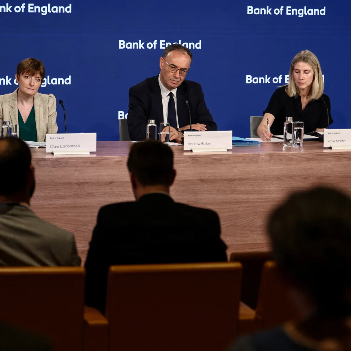 Bank of England Holds Rates Steady Amid Inflation Pressures