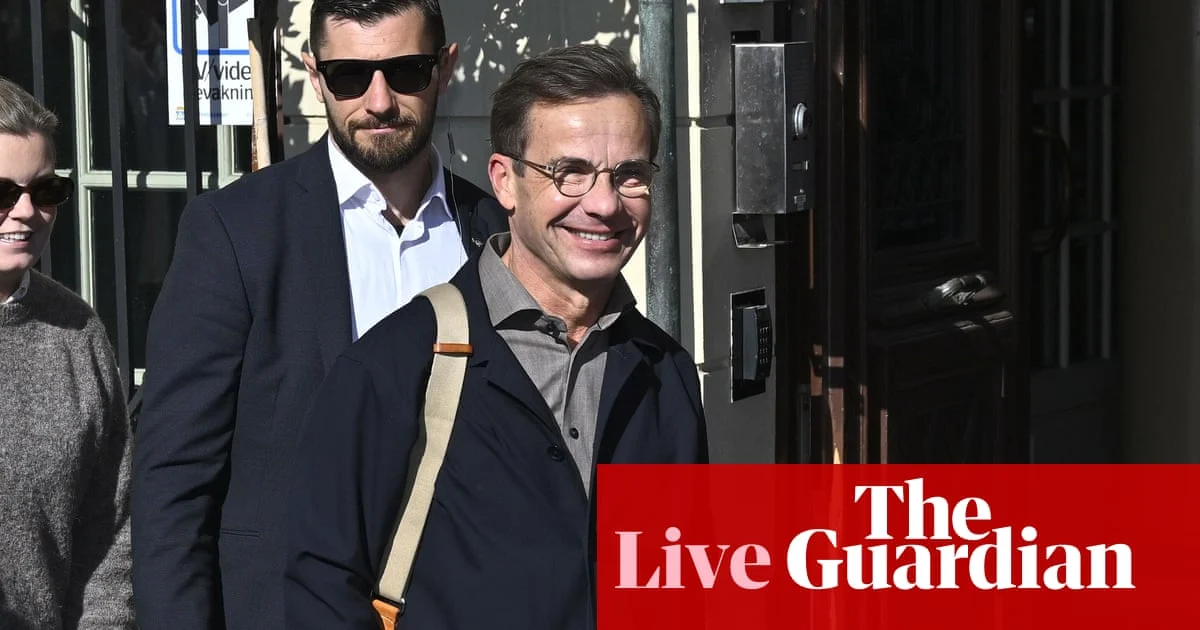 Macron Convenes Party Leaders Amid Germany Crisis Talks
