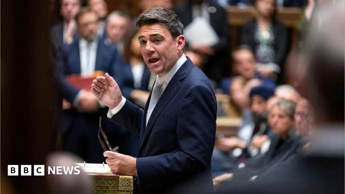 Burnham Pressed on Economy as Borrowing Costs Surge