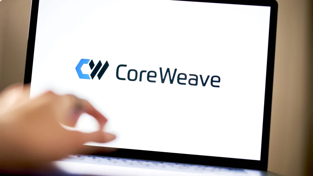 JPMorgan Says Short-Term Contracts Boost CoreWeave Stock Outlook