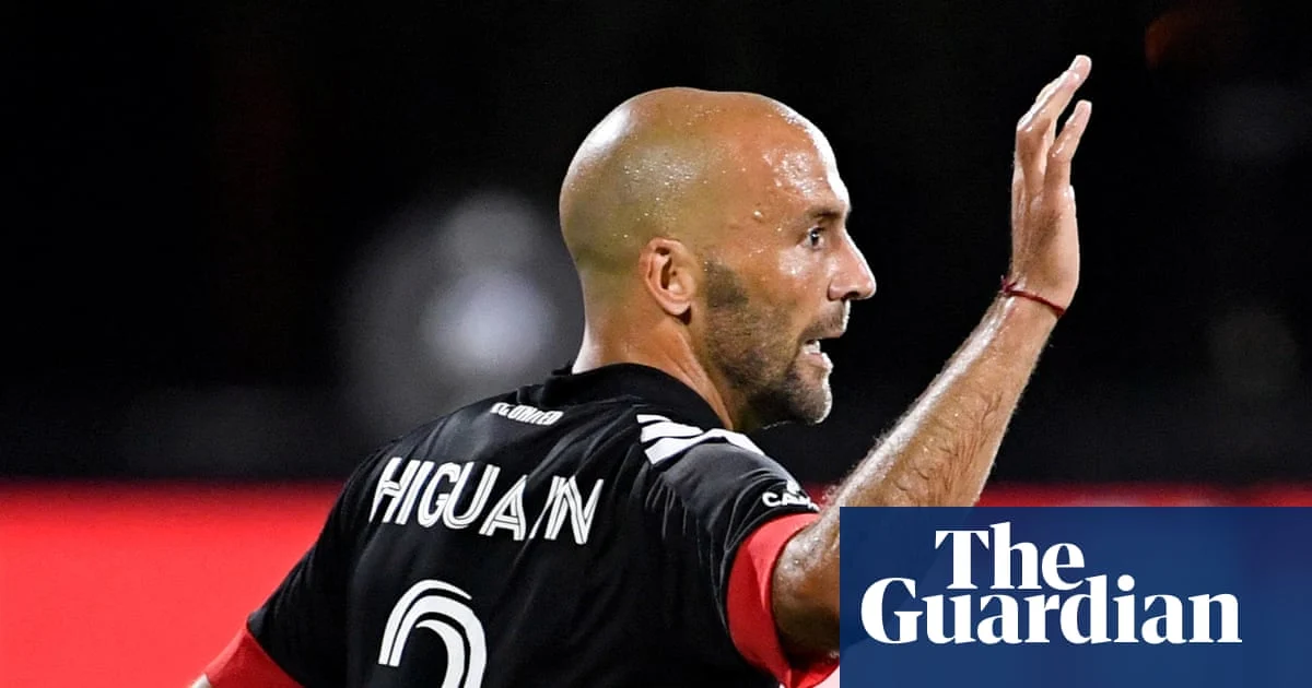 Columbus Crew Sacks Coach Higuaín Over Referee Conduct