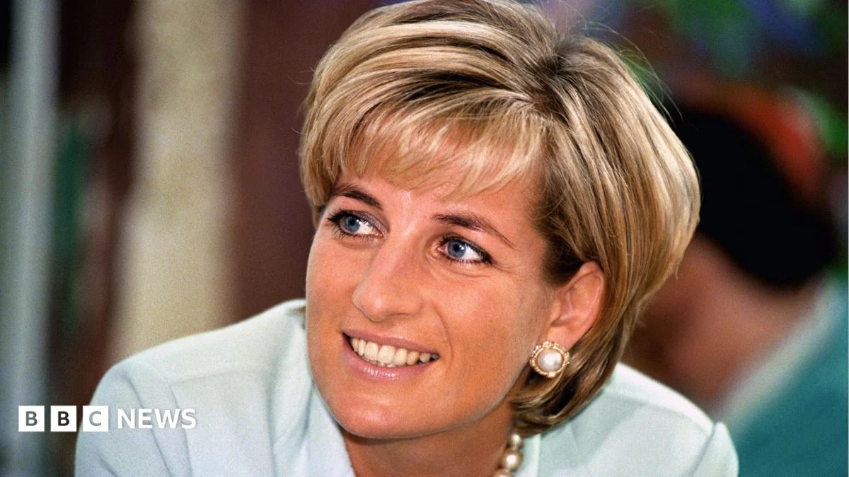 Earl Spencer’s Diana Memoir Stolen Ahead of Release