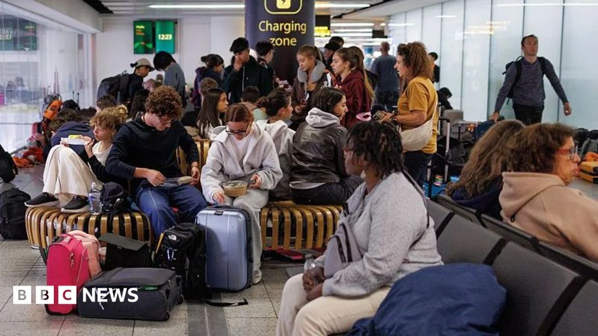 Software glitch sparks global flight cancellations, grounding thousands