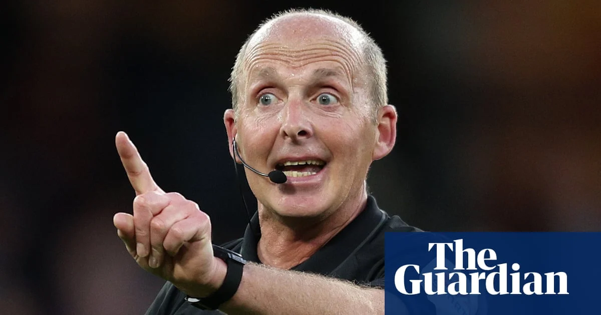 Mike Dean sparks controversy with referee career claims on podcast