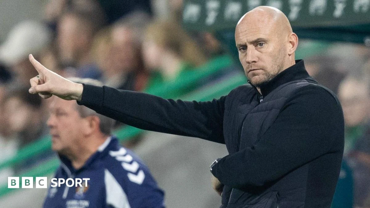 Gray vows to continue at Hibs amid home slump