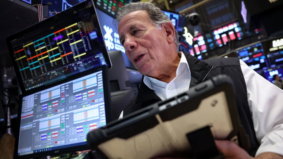 Hedge Funds Gain Record Share of Treasury Market