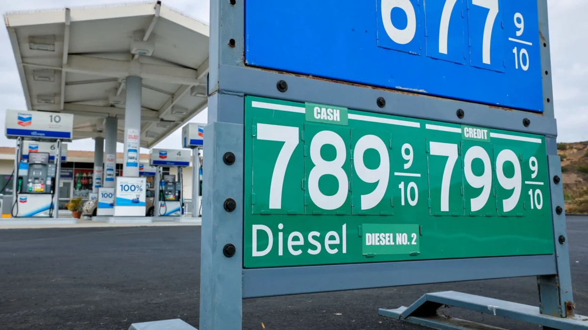 Record Diesel Prices Hit US Economy, Threaten Broader Impact
