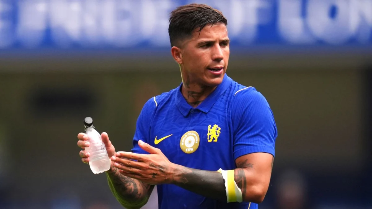 Man City in Talks to Sign Chelsea’s Enzo Fernandez