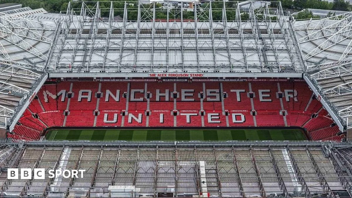 Manchester United Debt Surpasses £1.1 Billion After £90m Loan
