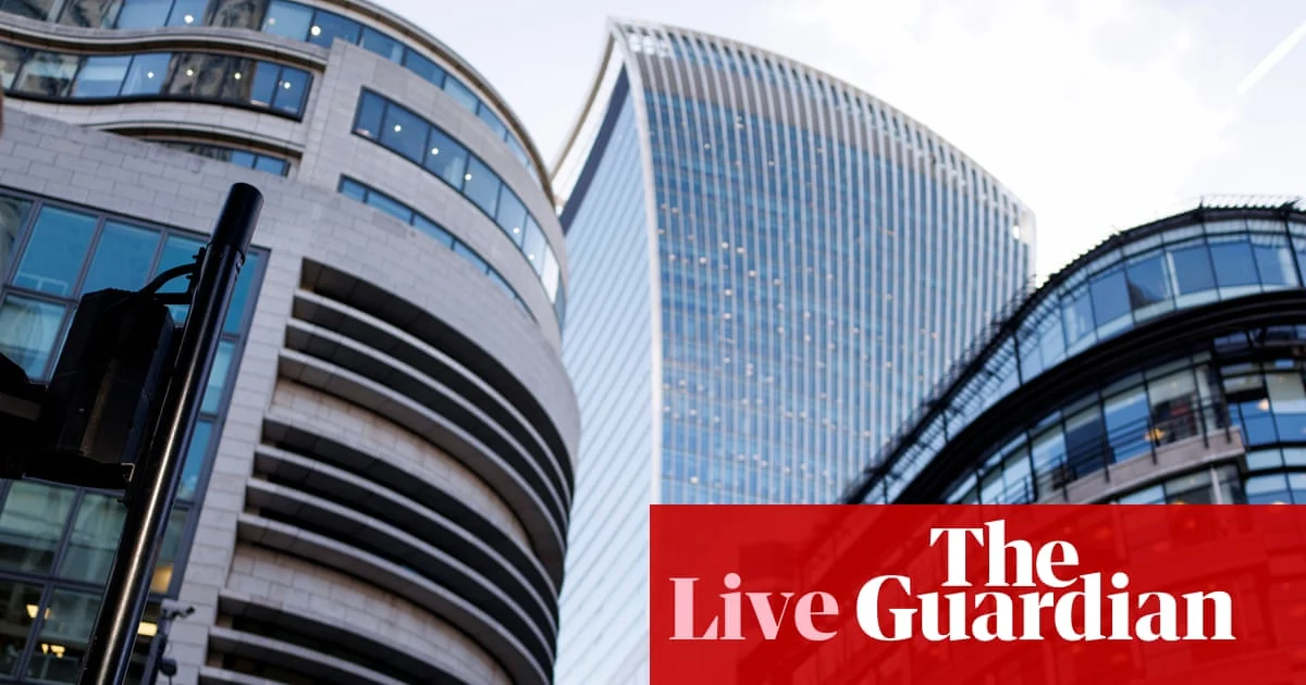 Global Bond Sell-Off Sparks Market Slide Amid Inflation Fears