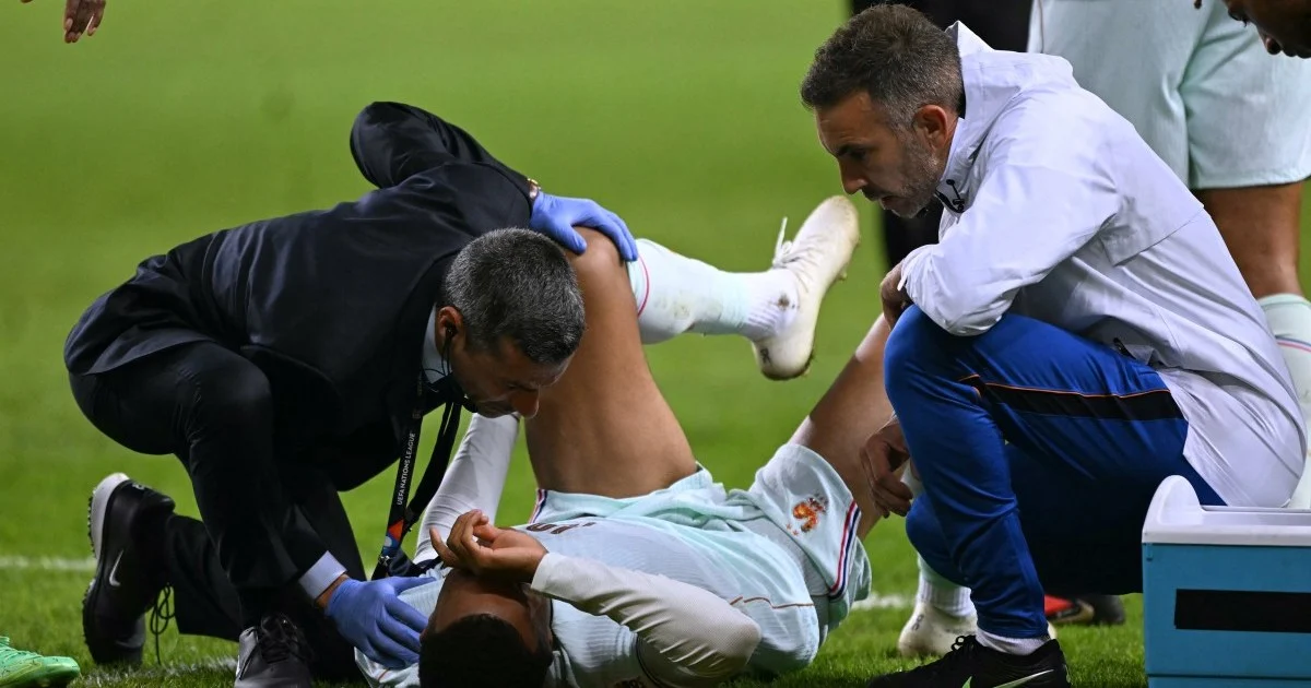 Mbappe goal overshadowed by knee injury in France friendly